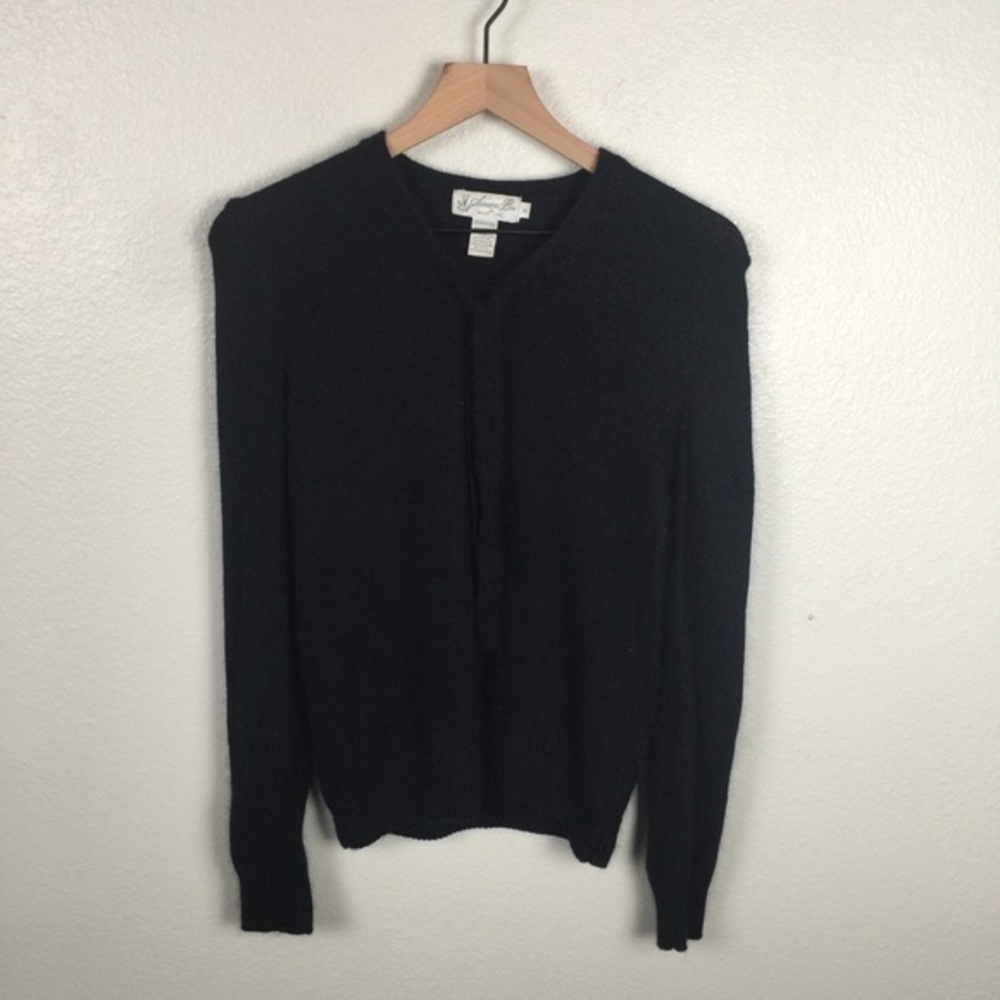 VINTAGE BLACK SILK AND ANGORA WOOL BLACK SWEATER SZ M